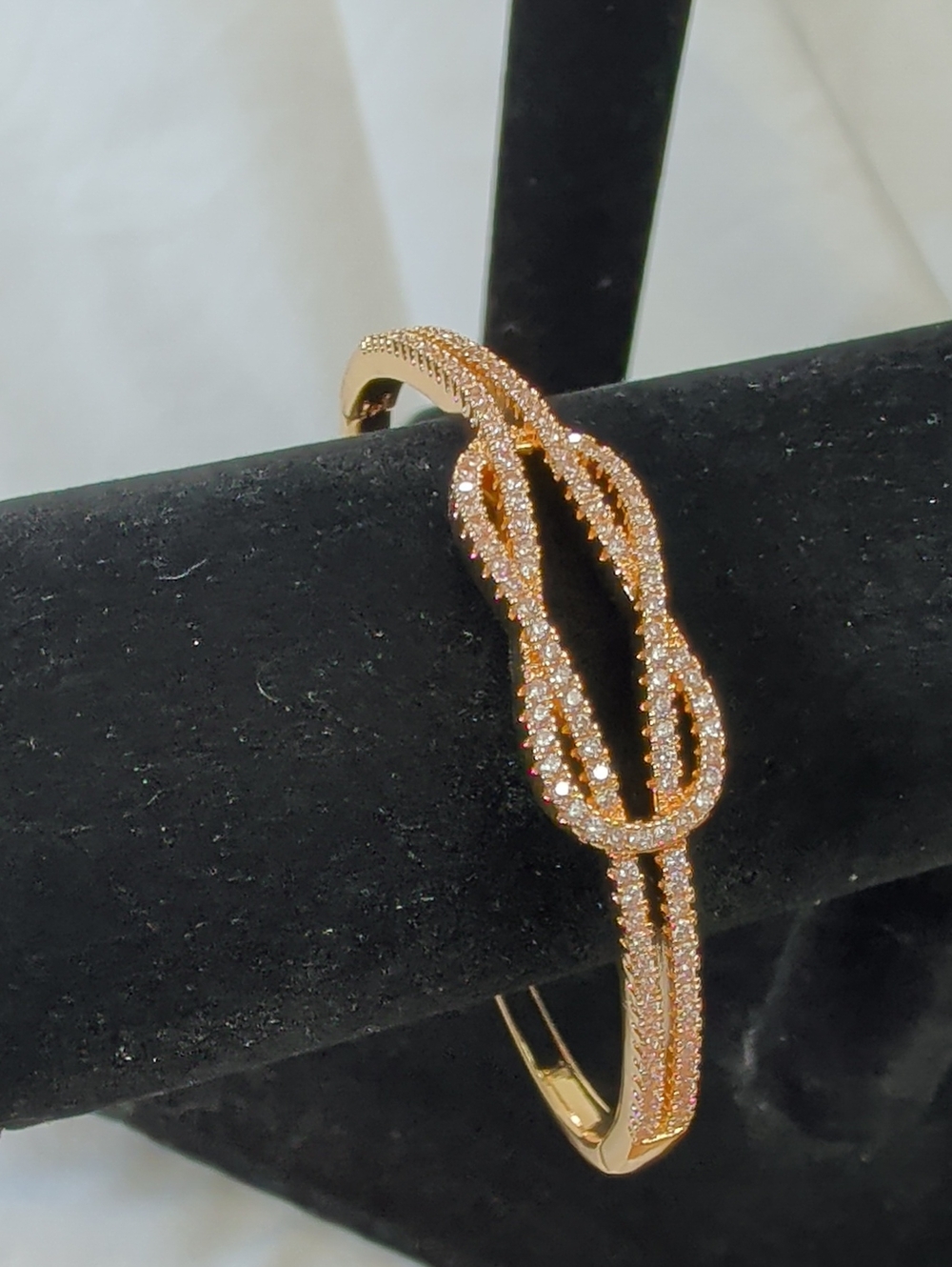 NWOT (412) Gold Plated Love Knot Pavé Crystal Cuff Bangle Bracelet